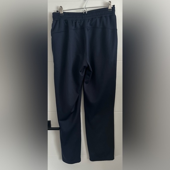 Old Navy Men's Active Straight Go-Dry- Size Small - Picture 4 of 7